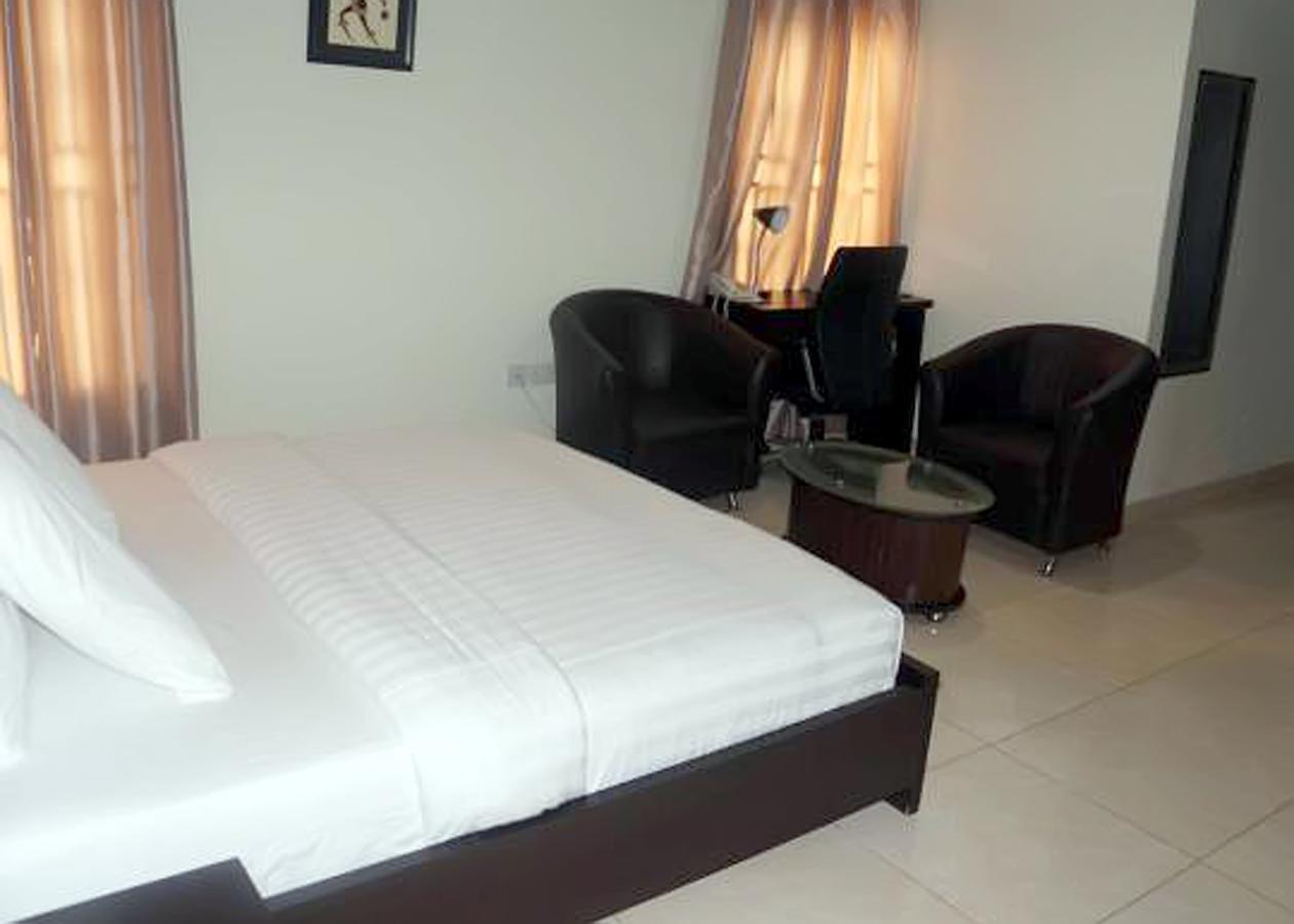 De Rigg Place - Alaka Estate, Surulere لاغوس المظهر الخارجي الصورة