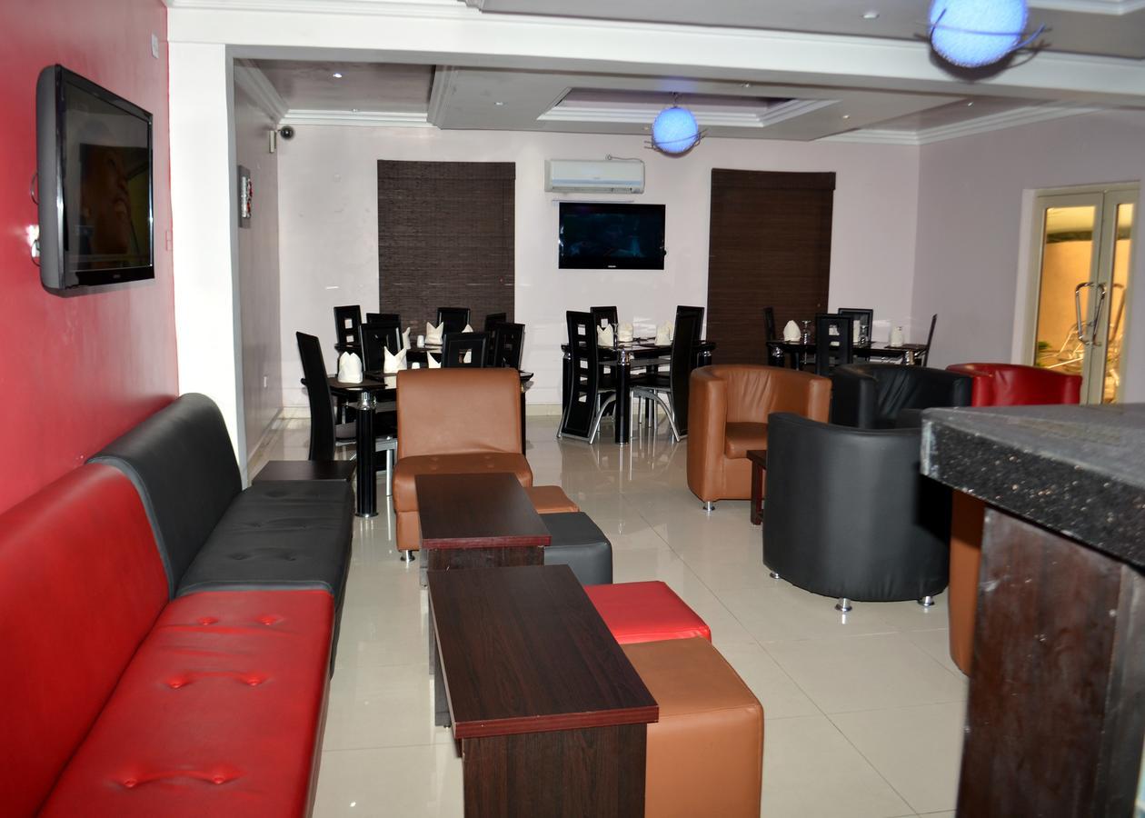 De Rigg Place - Alaka Estate, Surulere لاغوس المظهر الخارجي الصورة