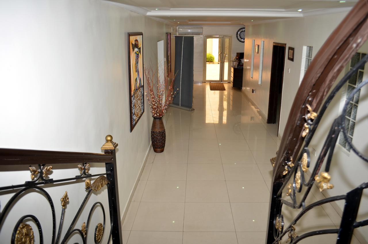 De Rigg Place - Alaka Estate, Surulere لاغوس المظهر الخارجي الصورة